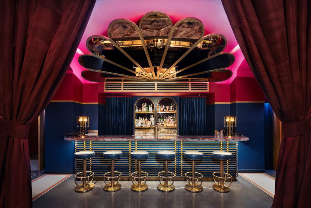 Minus One bar v hotelu WPrague.